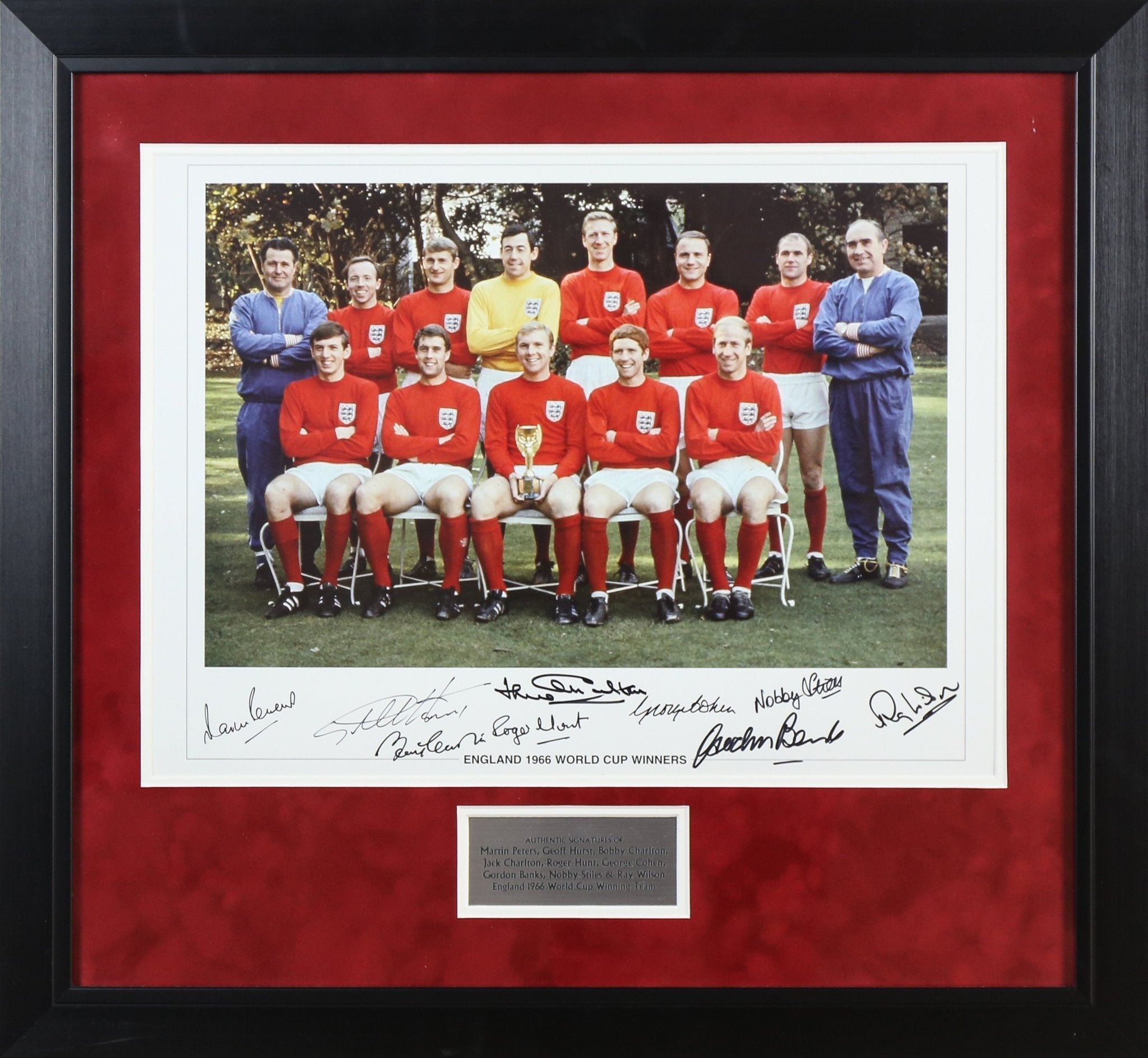 1966 9 Signed England Photograph Framed Display - Memorabilia Framers Shop